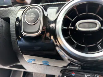 MERCEDES-BENZ CLA 250 8G-DCT Navi LED-Schein Alu Leder