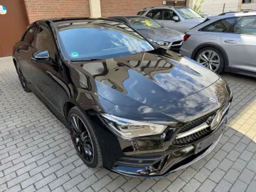 MERCEDES-BENZ CLA 250 e  AMG 19