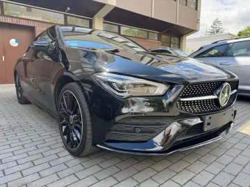 MERCEDES-BENZ CLA 250 e  AMG 19