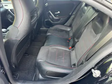 MERCEDES-BENZ CLA 250 e  AMG 19