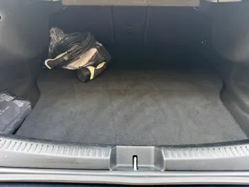 MERCEDES-BENZ CLA 250 e  AMG 19