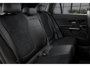 MERCEDES-BENZ GLC 300 de 4M AMG PANO AHK KEYLESS BUR…