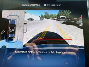 MERCEDES-BENZ GLC 300 de 4M AMG PANO HUD BURMESTER
