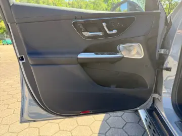MERCEDES-BENZ GLC 300 de 4M AMG PANO HUD BURMESTER