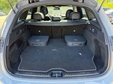 MERCEDES-BENZ GLC 300 de 4M AMG PANO HUD BURMESTER