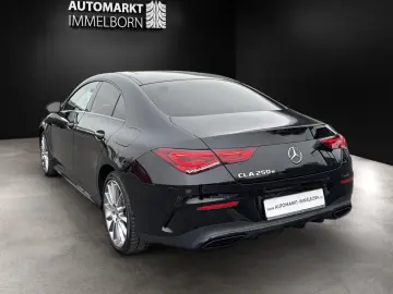 MERCEDES-BENZ CLA 250 e AMG Edition 19 Kamera Burmest LED