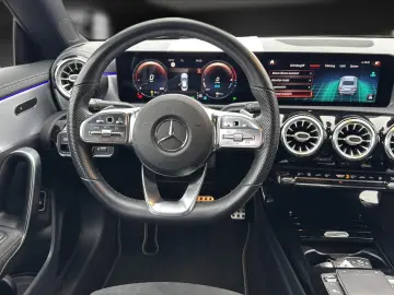 MERCEDES-BENZ CLA 250 e AMG Edition 19 Kamera Burmest LED