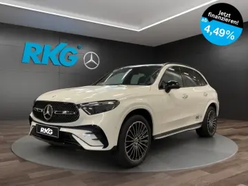 MERCEDES-BENZ GLC 300 de 4M AMG DIGITAL PANO DISTRON…