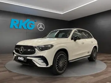 MERCEDES-BENZ GLC 300 de 4M AMG DIGITAL PANO DISTRON…