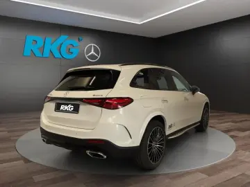 MERCEDES-BENZ GLC 300 de 4M AMG DIGITAL PANO DISTRON…