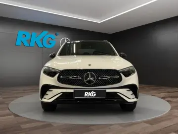 MERCEDES-BENZ GLC 300 de 4M AMG DIGITAL PANO DISTRON…