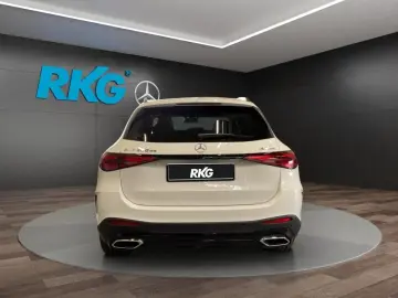 MERCEDES-BENZ GLC 300 de 4M AMG DIGITAL PANO DISTRON…