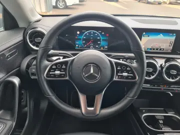 MERCEDES-BENZ CLA 200 4Matic 8G DCT - NIGHT - CAM - 8x ALU