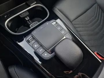 MERCEDES-BENZ CLA 200 4Matic 8G DCT - NIGHT - CAM - 8x ALU