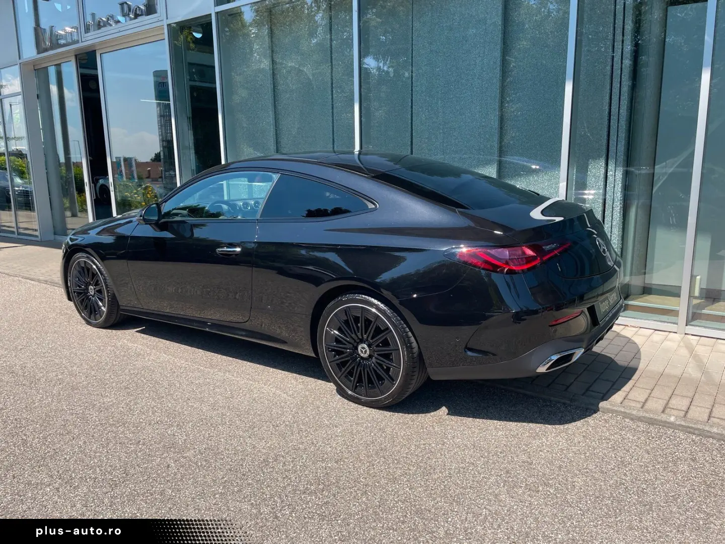 MERCEDES-BENZ CLE 300 4M Coupé AMG  ROT HUD PANO NIG&hellip;