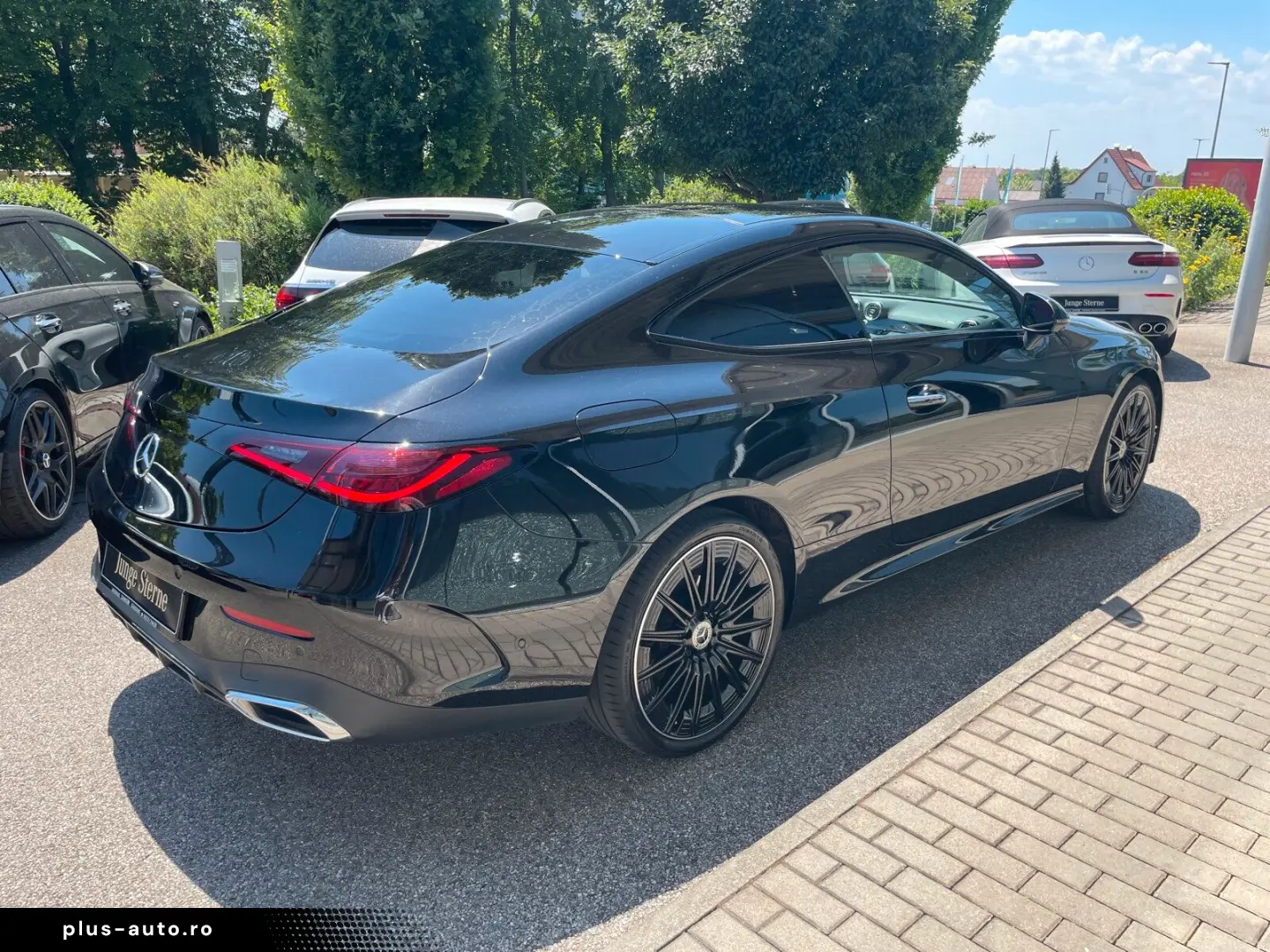 MERCEDES-BENZ CLE 300 4M Coupé AMG  ROT HUD PANO NIG&hellip;
