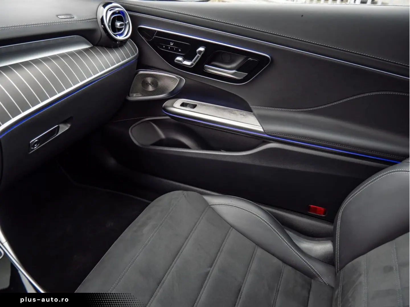 MERCEDES-BENZ CLE 450 4M AMG Sport Premium LED Pano &hellip;