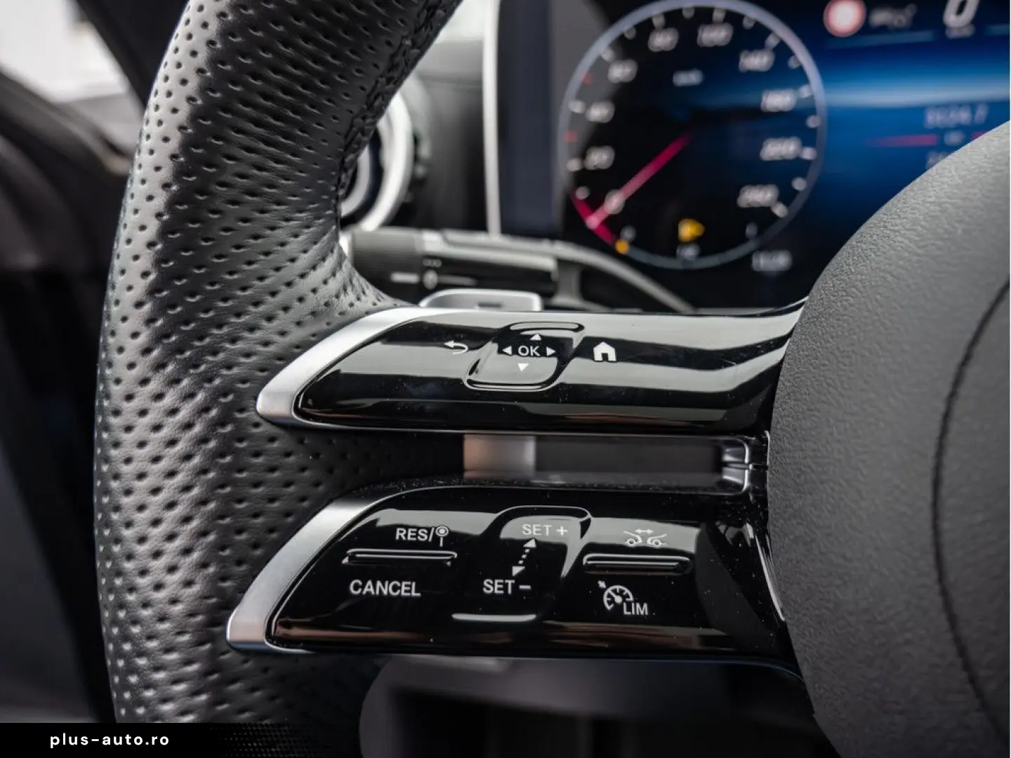 MERCEDES-BENZ CLE 450 4M AMG Sport Premium LED Pano &hellip;