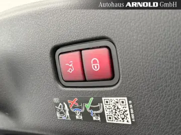 MERCEDES-BENZ CLE 450 4M Coupé AMG-Line-Prem. DISTRO…