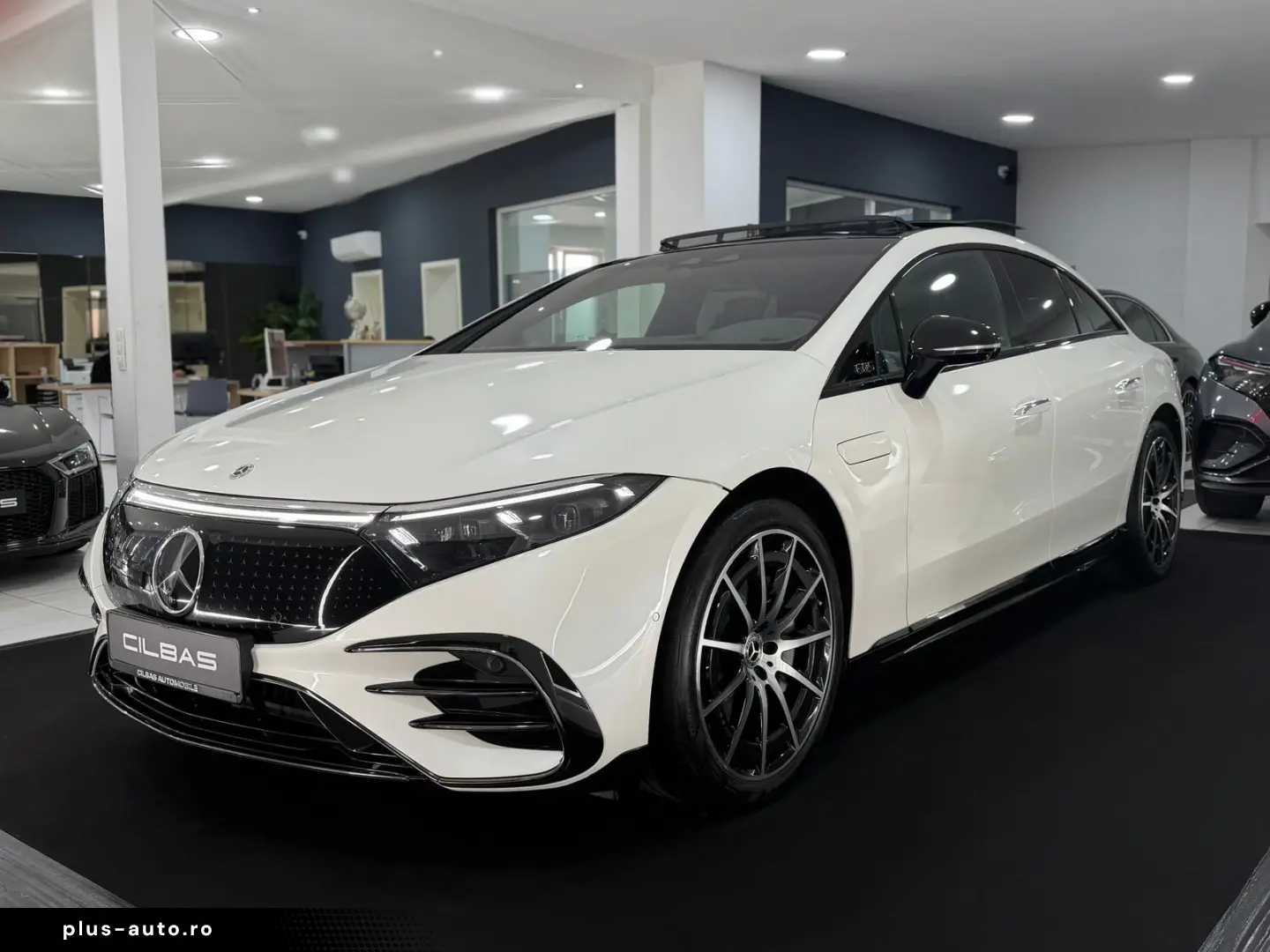 MERCEDES-BENZ EQS 580 4M AMG-LINE HYPER PANO 360 AHK MASSAGE