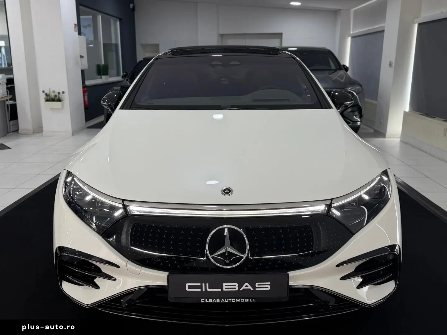 MERCEDES-BENZ EQS 580 4M AMG-LINE HYPER PANO 360 AHK MASSAGE