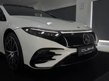MERCEDES-BENZ EQS 580 4M AMG-LINE HYPER PANO 360 AHK MASSAGE