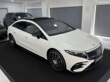 MERCEDES-BENZ EQS 580 4M AMG-LINE HYPER PANO 360 AHK MASSAGE