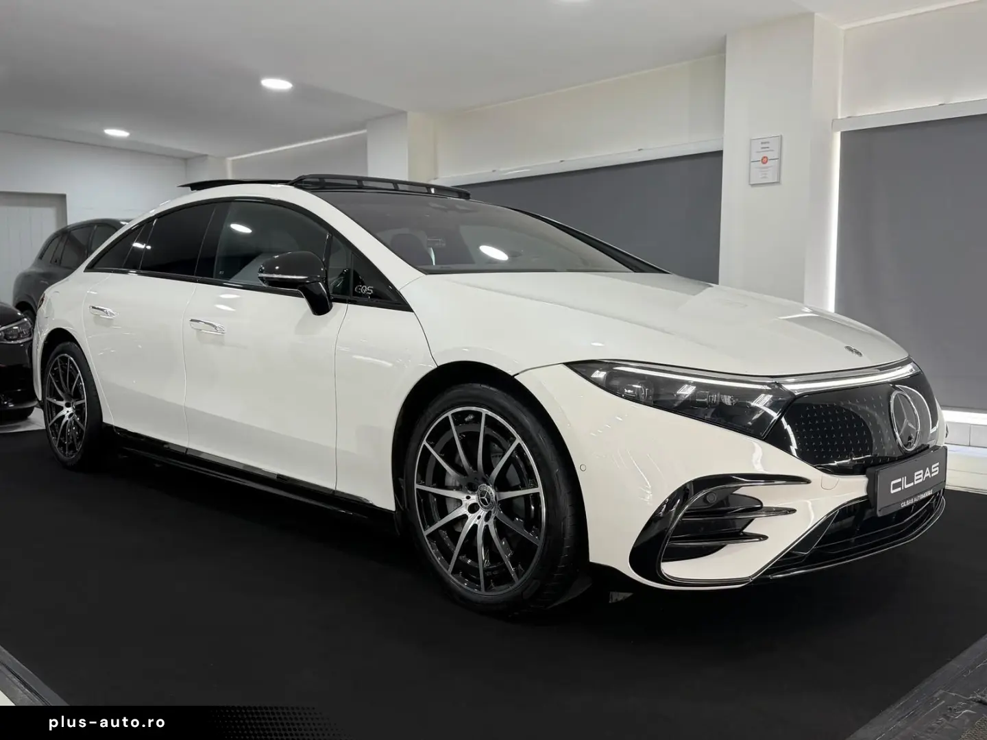 MERCEDES-BENZ EQS 580 4M AMG-LINE HYPER PANO 360 AHK MASSAGE