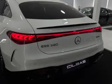 MERCEDES-BENZ EQS 580 4M AMG-LINE HYPER PANO 360 AHK MASSAGE