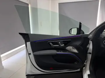 MERCEDES-BENZ EQS 580 4M AMG-LINE HYPER PANO 360 AHK MASSAGE