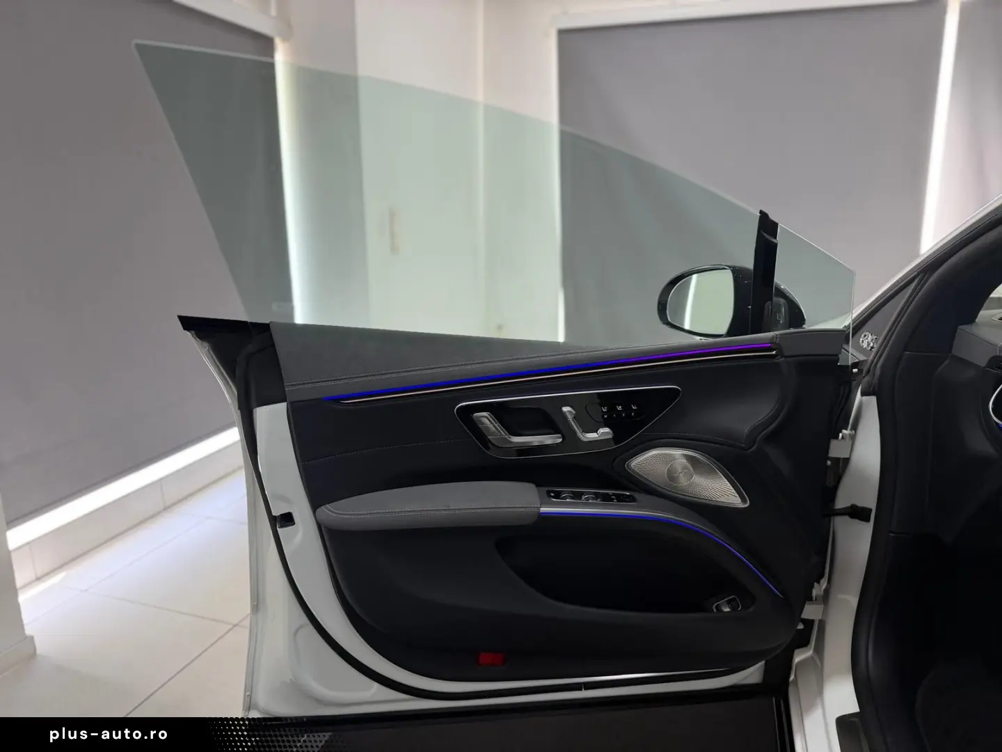 MERCEDES-BENZ EQS 580 4M AMG-LINE HYPER PANO 360 AHK MASSAGE