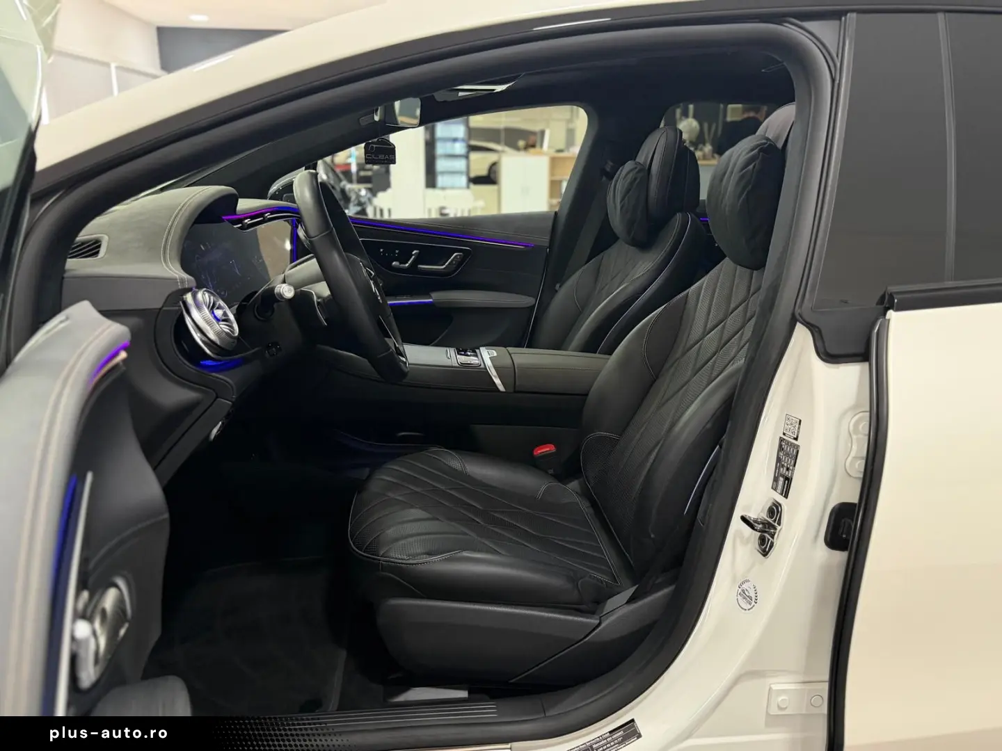 MERCEDES-BENZ EQS 580 4M AMG-LINE HYPER PANO 360 AHK MASSAGE