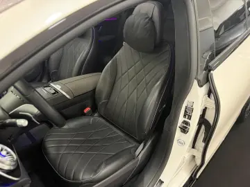 MERCEDES-BENZ EQS 580 4M AMG-LINE HYPER PANO 360 AHK MASSAGE