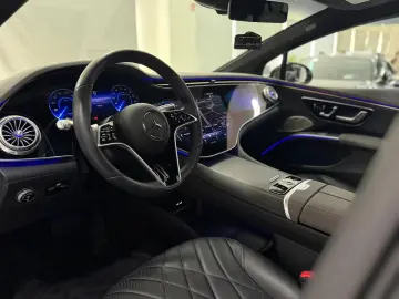 MERCEDES-BENZ EQS 580 4M AMG-LINE HYPER PANO 360 AHK MASSAGE