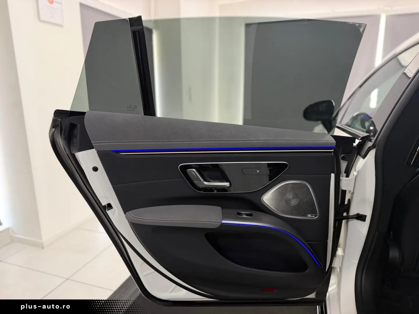 MERCEDES-BENZ EQS 580 4M AMG-LINE HYPER PANO 360 AHK MASSAGE