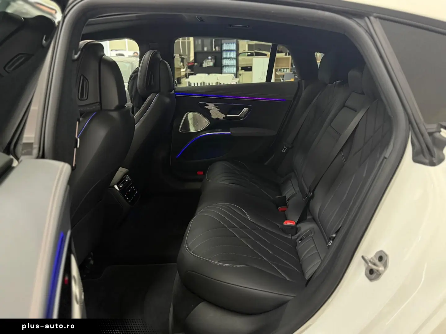MERCEDES-BENZ EQS 580 4M AMG-LINE HYPER PANO 360 AHK MASSAGE