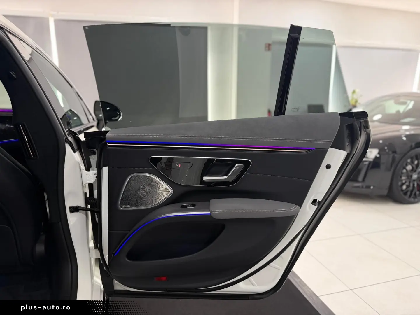 MERCEDES-BENZ EQS 580 4M AMG-LINE HYPER PANO 360 AHK MASSAGE