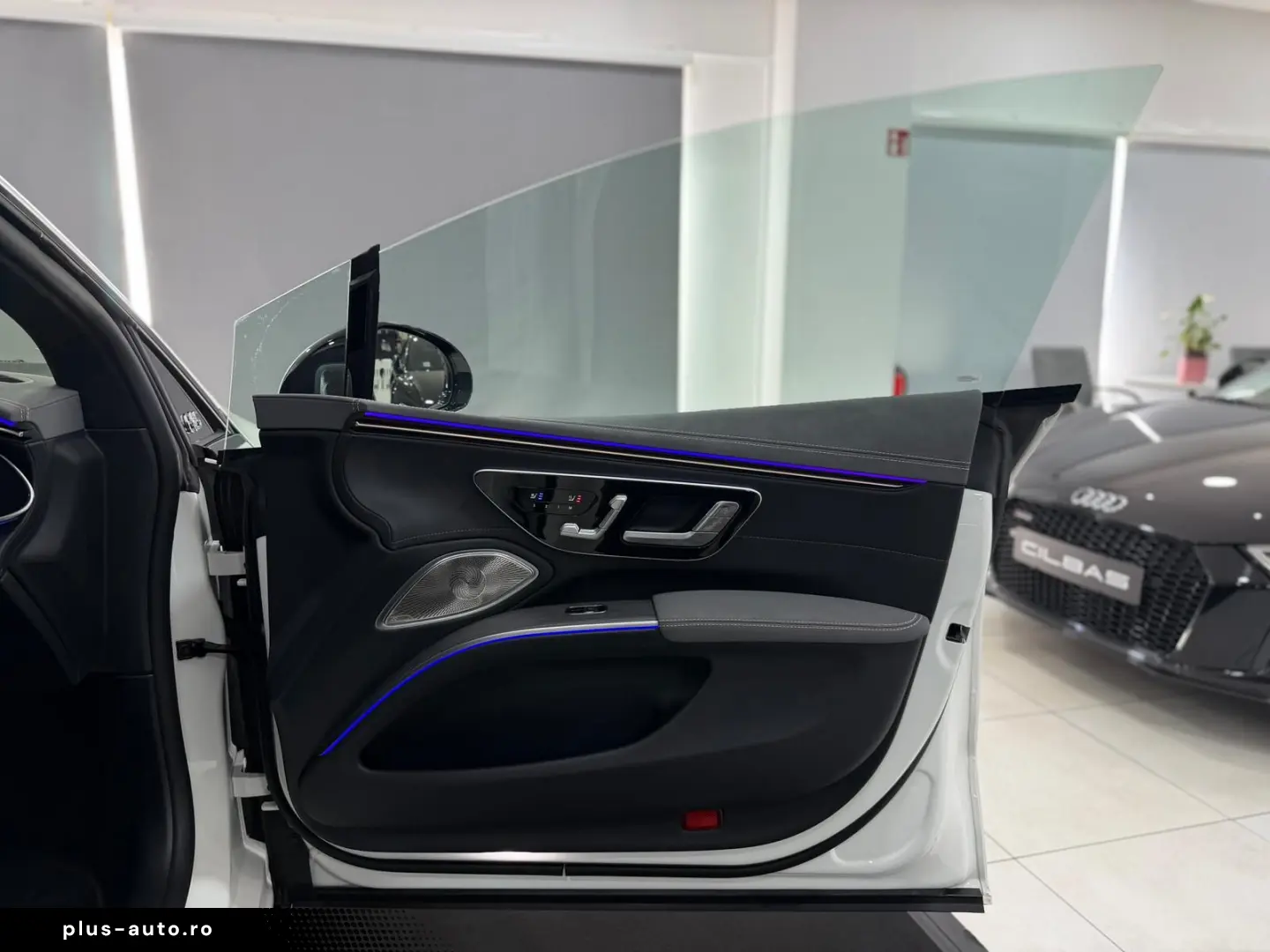 MERCEDES-BENZ EQS 580 4M AMG-LINE HYPER PANO 360 AHK MASSAGE