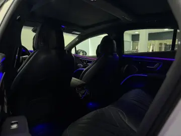 MERCEDES-BENZ EQS 580 4M AMG-LINE HYPER PANO 360 AHK MASSAGE