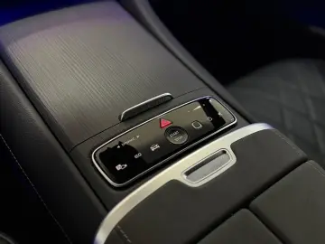MERCEDES-BENZ EQS 580 4M AMG-LINE HYPER PANO 360 AHK MASSAGE