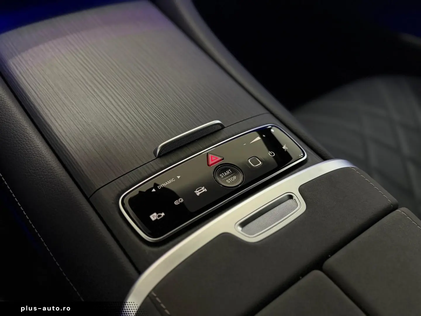MERCEDES-BENZ EQS 580 4M AMG-LINE HYPER PANO 360 AHK MASSAGE