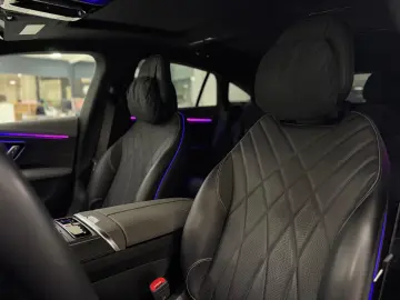 MERCEDES-BENZ EQS 580 4M AMG-LINE HYPER PANO 360 AHK MASSAGE