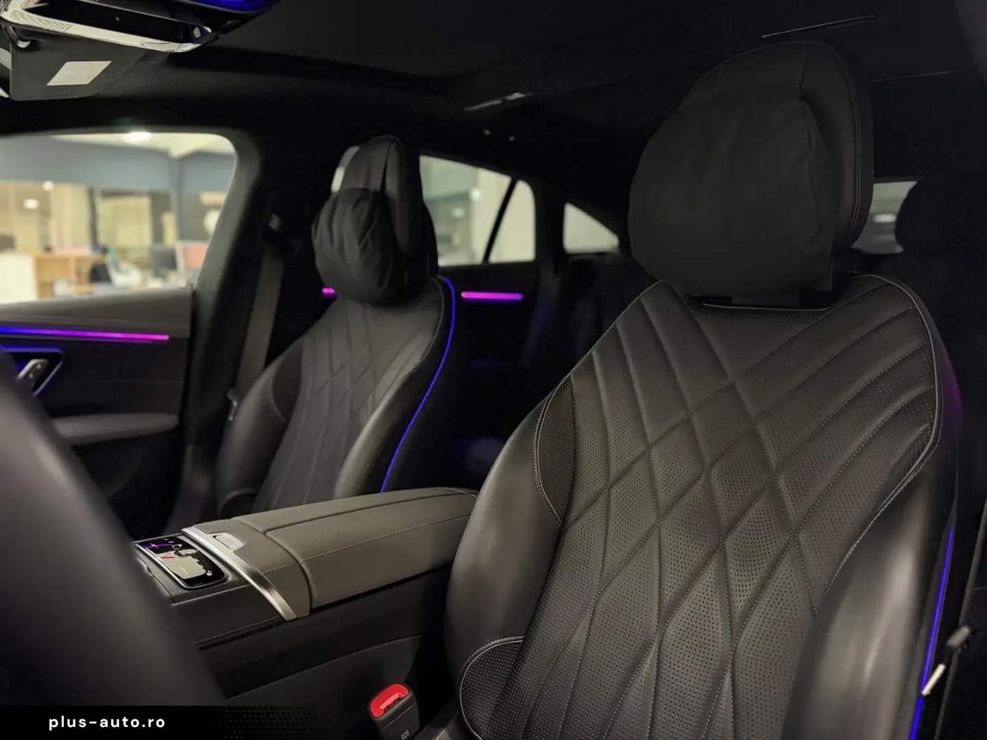 MERCEDES-BENZ EQS 580 4M AMG-LINE HYPER PANO 360 AHK MASSAGE
