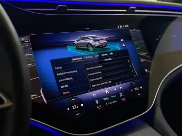 MERCEDES-BENZ EQS 580 4M AMG-LINE HYPER PANO 360 AHK MASSAGE