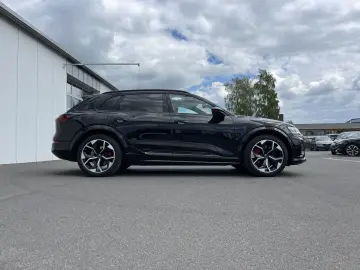 AUDI SQ8 e-tron quattro AHK HeadUp PANO Navi RFK LR-H