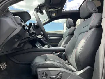 AUDI SQ8 e-tron quattro AHK HeadUp PANO Navi RFK LR-H
