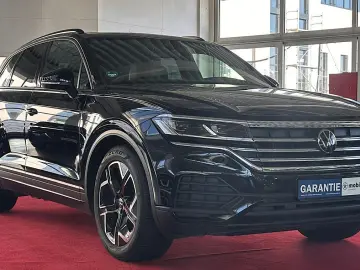 VW Touareg 3.0 TDI 4Motion STANDHZ AHK PANO RFK ACC