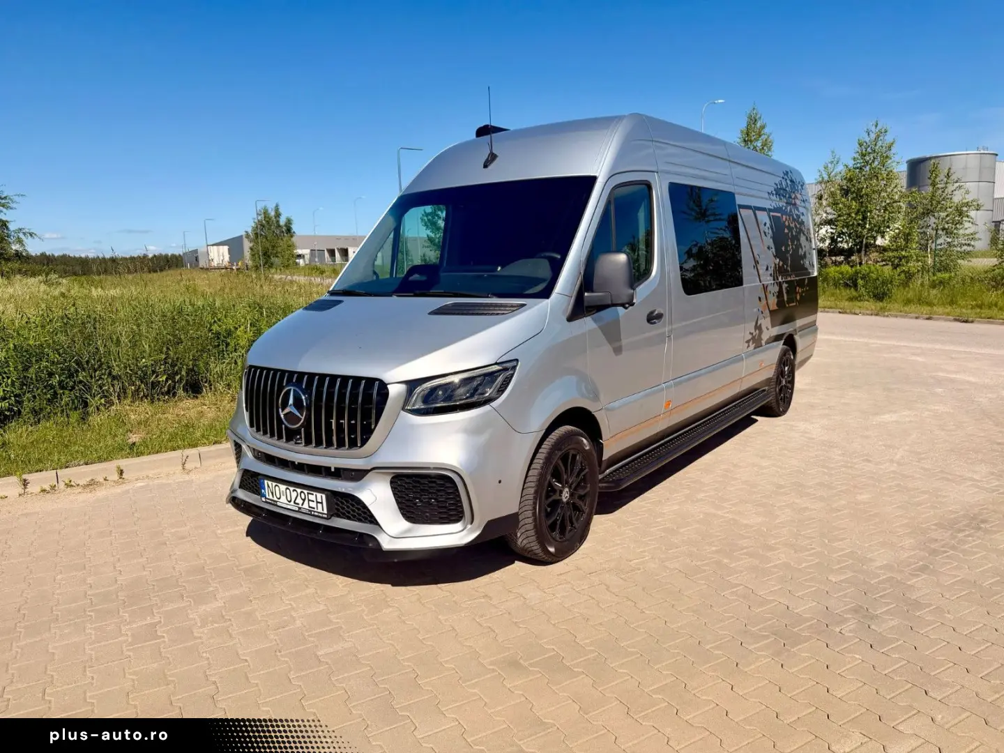 MERCEDES-BENZ Sprinter KamperVan  fur Sport  VIP.