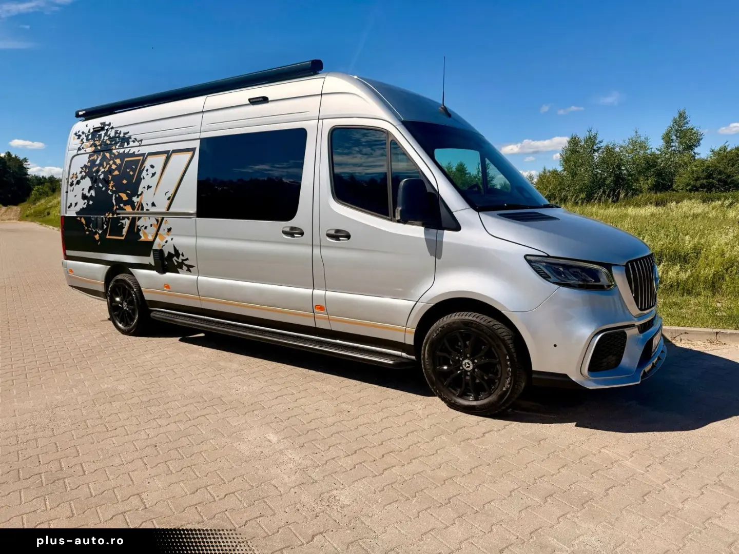 MERCEDES-BENZ Sprinter KamperVan  fur Sport  VIP.