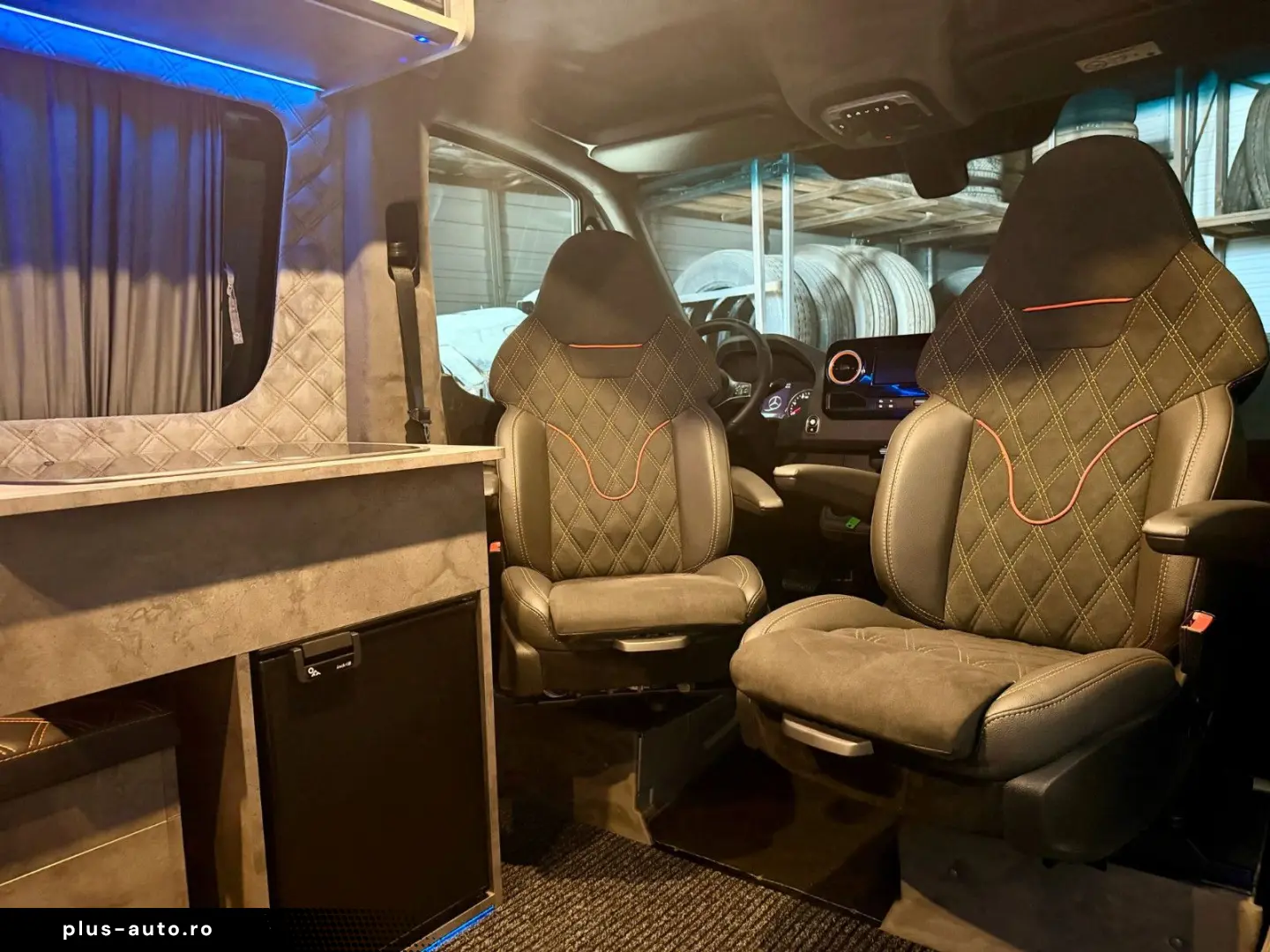 MERCEDES-BENZ Sprinter KamperVan  fur Sport  VIP.